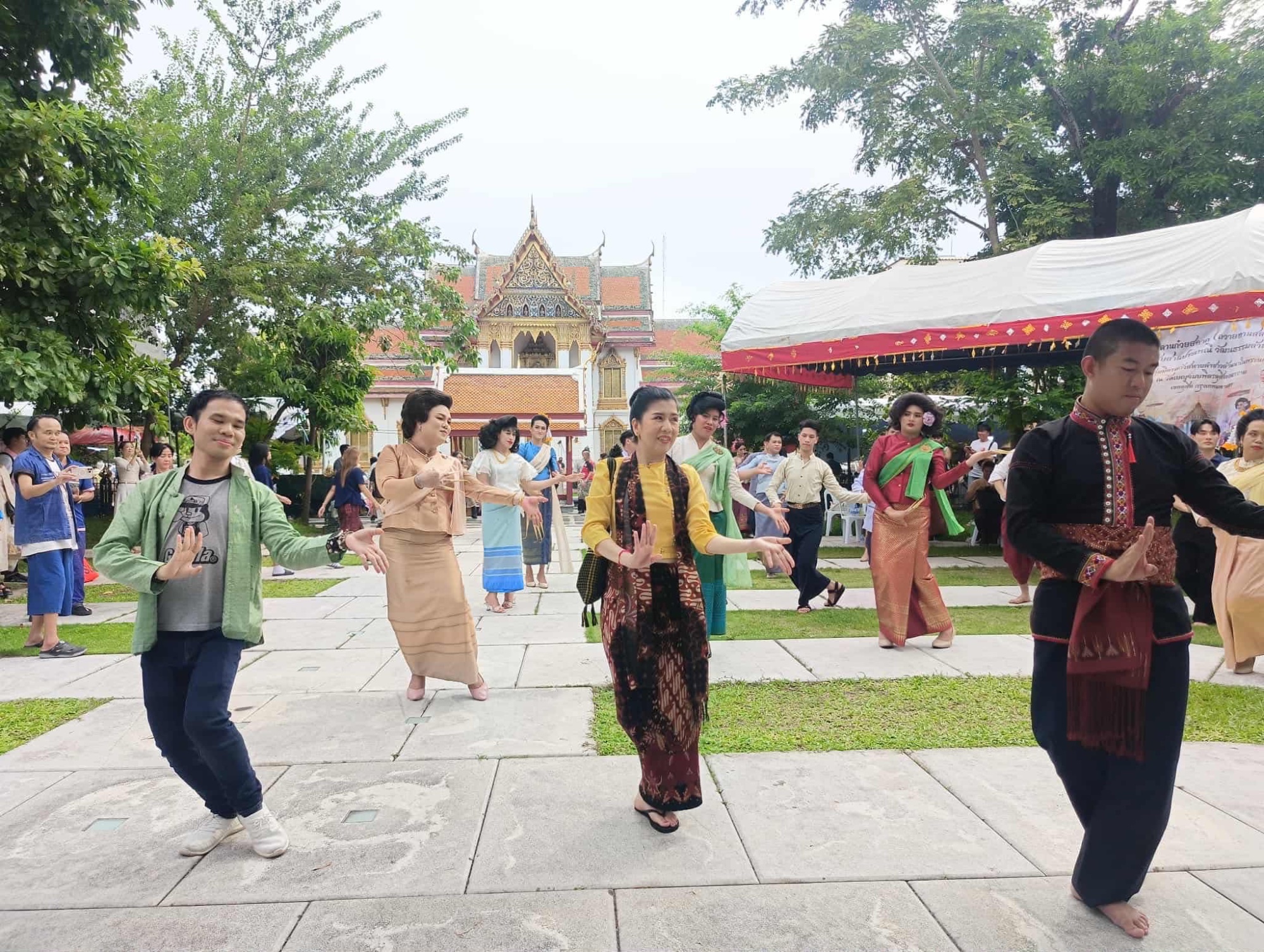 Kru Kung Mindful Lanna Dance, photograph 2